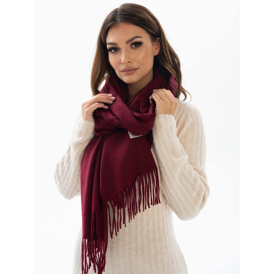 Bordowy szalik na zimę z ciepłej tkaniny - Peterson