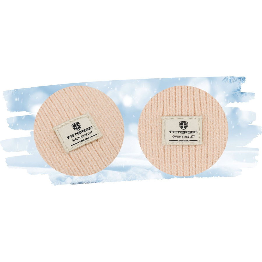 Beżowa zimowa czapka damska beanie w uniwersalnym rozmiarze z logo marki - Peterson