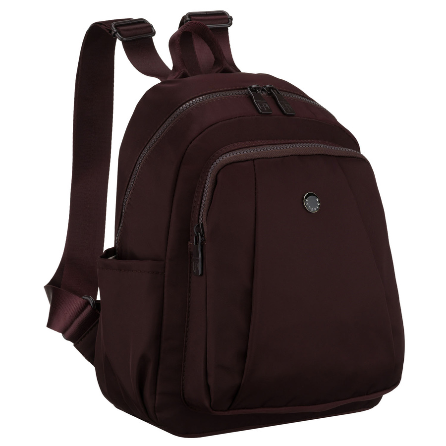 Bordowy plecak damski wykonany z poliestru, zawieszony na regulowanych szelkach - Peterson