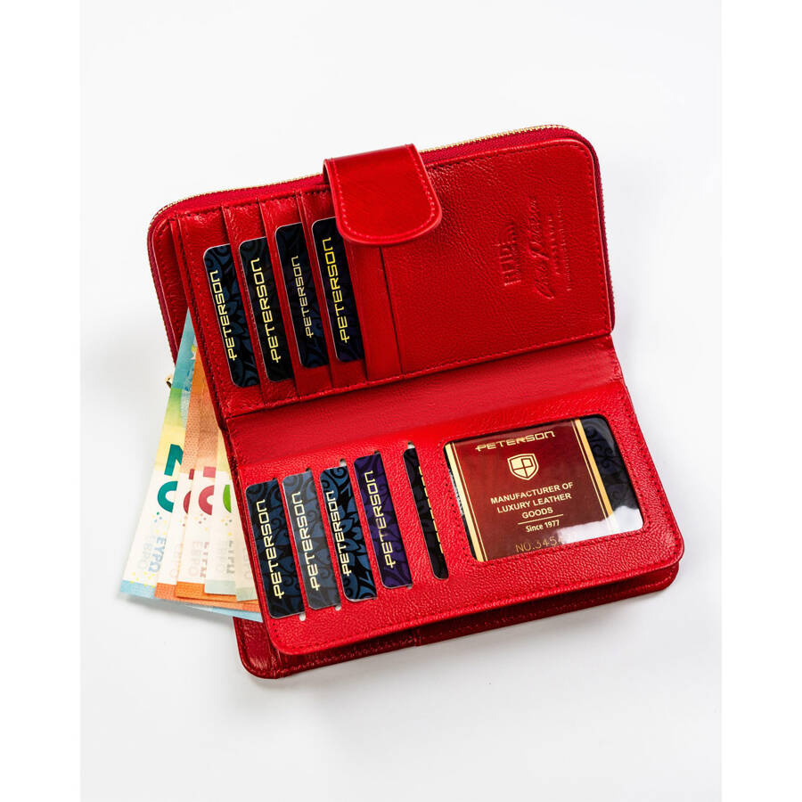 Pionowy portfel damski ze skóry naturalnej w czerwonym kolorze - Peterson