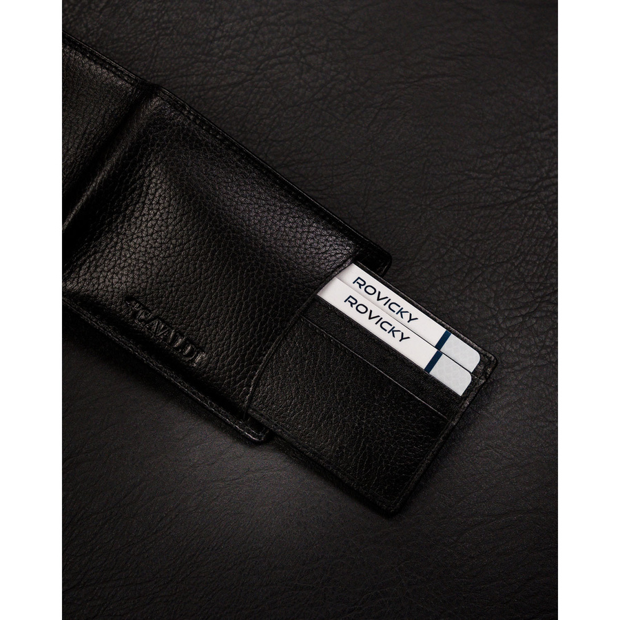 Poziome, czarne etui na karty ze skóry naturalnej zapakowane w eleganckie pudełko - 4U Cavaldi