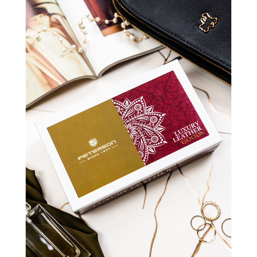 Mały, czerwony portfel damski ze skóry naturalnej z systemem RFID - Peterson