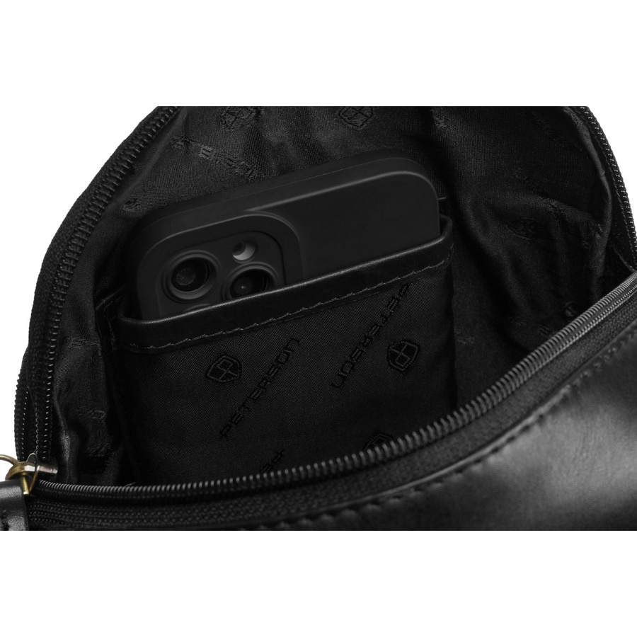 Mała, skórzana listonoszka męska w czarnym kolorze - Peterson