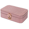 Pojemna, elegancka szkatułka w różowym kolorze zamykana kluczykiem - Peterson