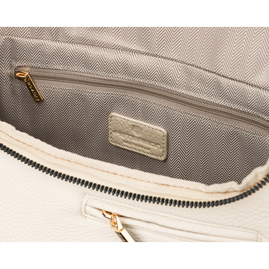 Saszetka damska ze skóry ekologicznej w jasnobeżowym kolorze, zamykana suwakiem - Peterson