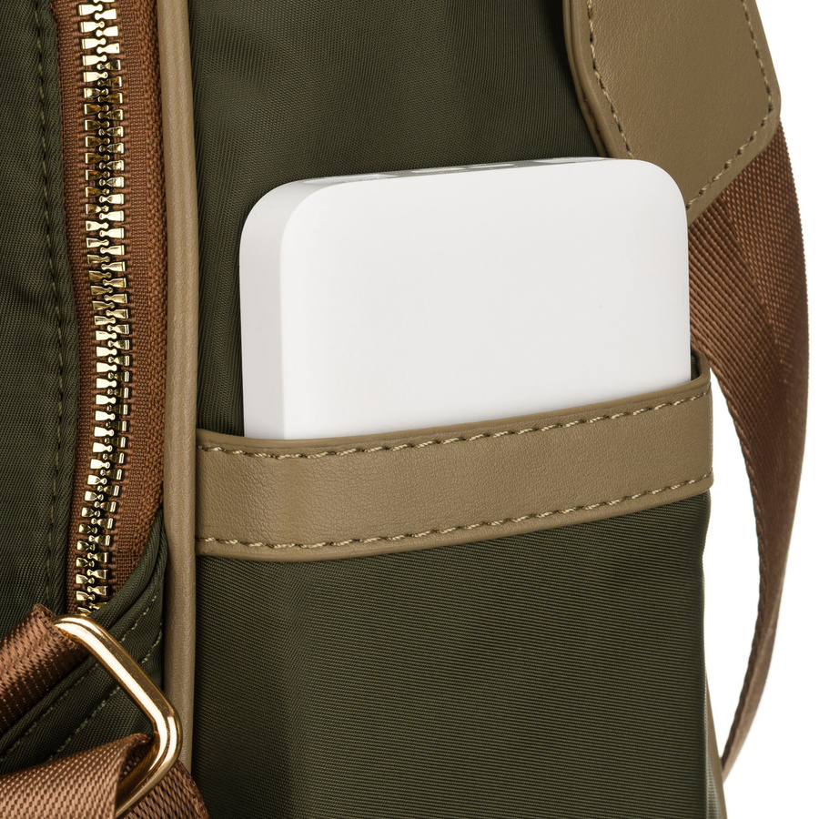 Zielony, miejski plecak damski z nylonu i skóry ekologicznej z doczepianym paskiem - Peterson