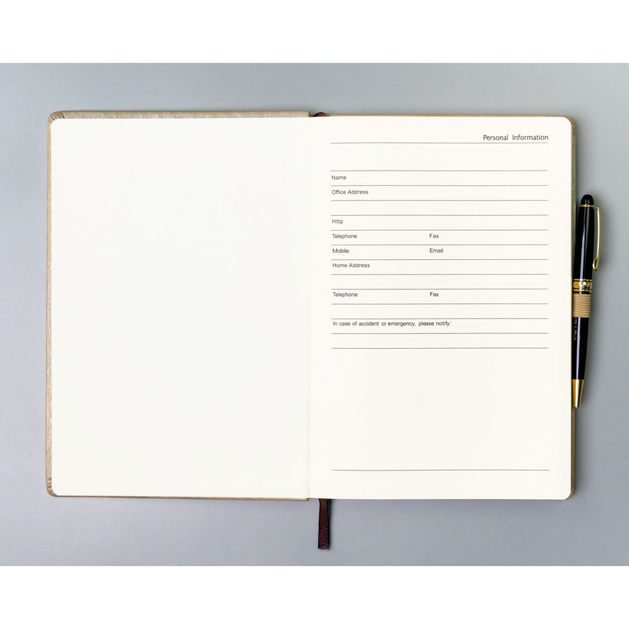 Beżowy notes w formacie A5 zadrukowany w linie - Peterson