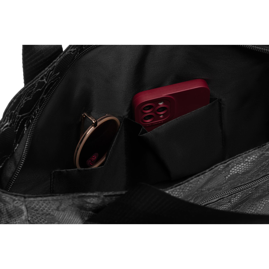 Czarny shopper damski z poliestru zawieszony na wygodnych uchwytach z zewnętrzną kieszonką na suwak - Rovicky