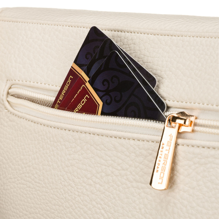 Jasnobeżowa saszetka damska ze skóry ekologicznej zamykana suwakiem - Peterson