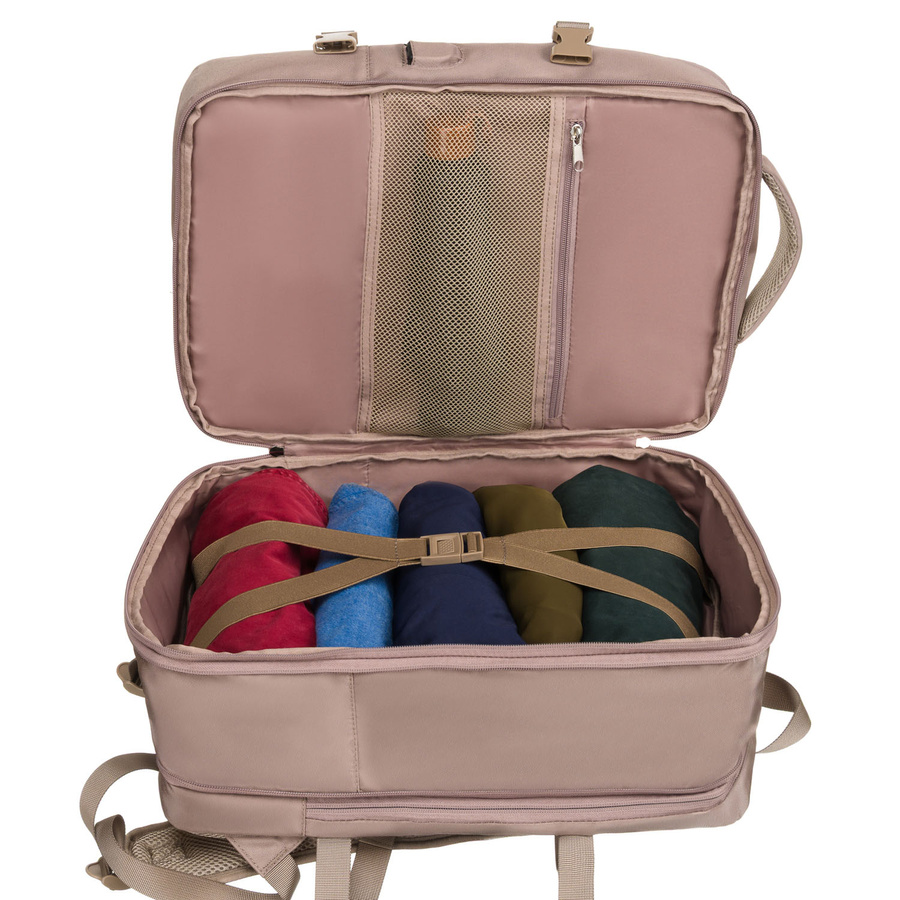 Beżowy plecak podróżny wykonany z cordury z portem USB - Peterson