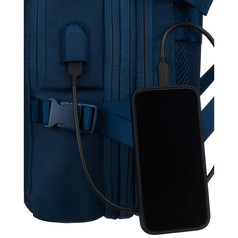 Plecak podróżny wykonany z cordury w granatowym kolorze, wyposażony w port USB - Peterson
