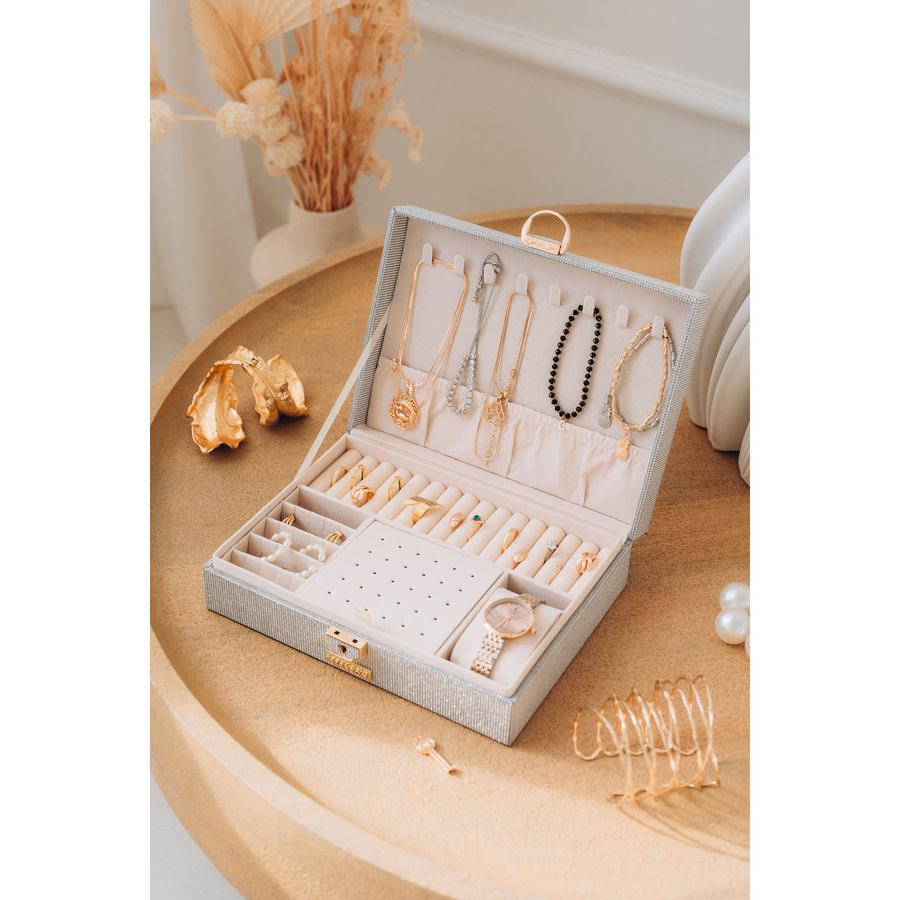 Srebrna szkatułka na biżuterię z dedykowanym miejscem na zegarek, zamykana kluczykiem i zatrzaskiem - Peterson