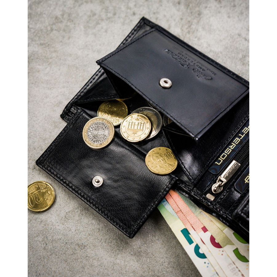 Elegancki, czarny portfel męski ze skóry naturalnej bez zapięcia zewnętrznego - Peterson