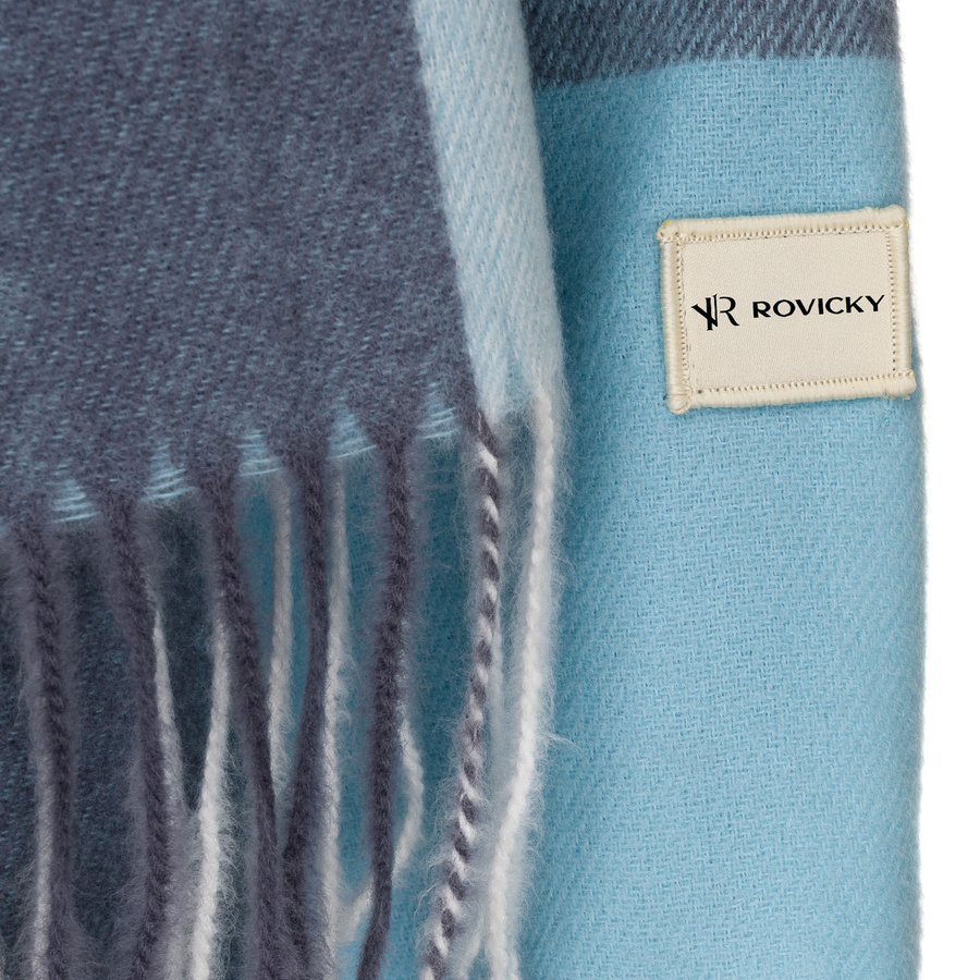 Dwustronny, niebieski szal damski z poliestru ozdobiony frędzlami - Rovicky