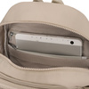 Praktyczny plecak damski wykonany z poliestru w kolorze ecru, jednokomorowy - Peterson