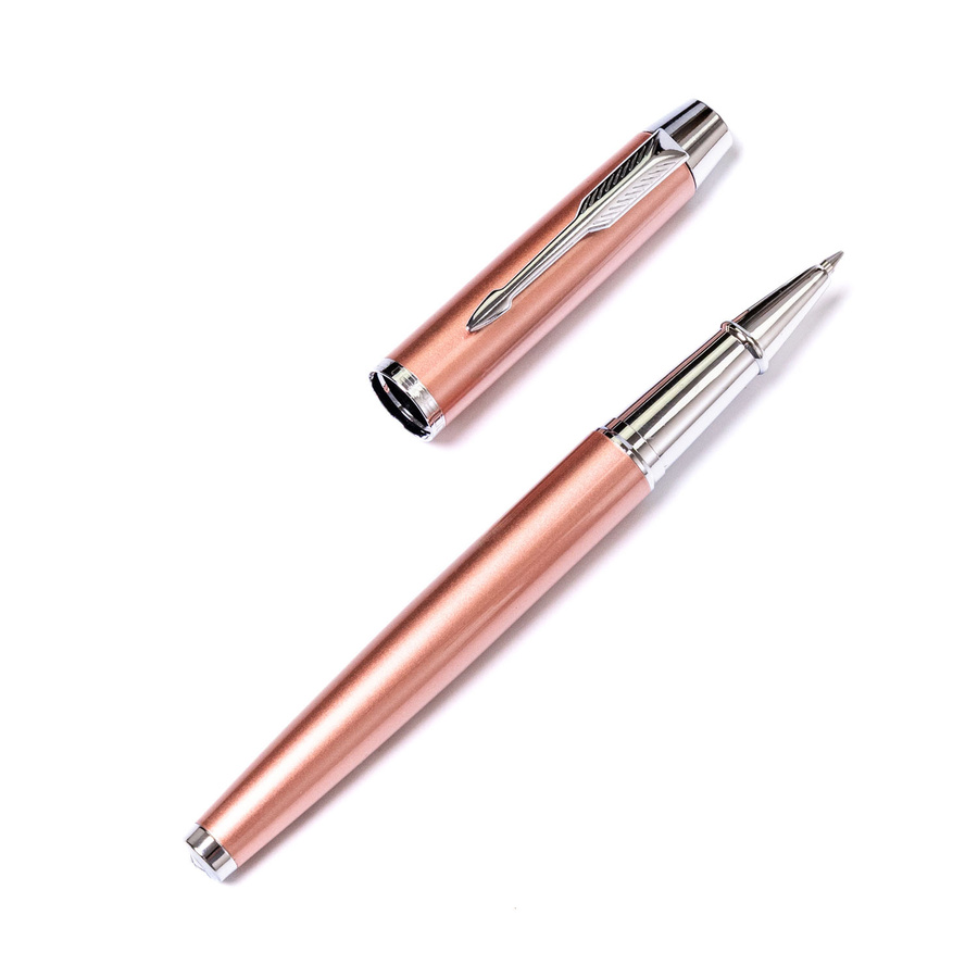 Długopis metalowy w różowo-srebrnym kolorze z czarnym wkładem - Peterson