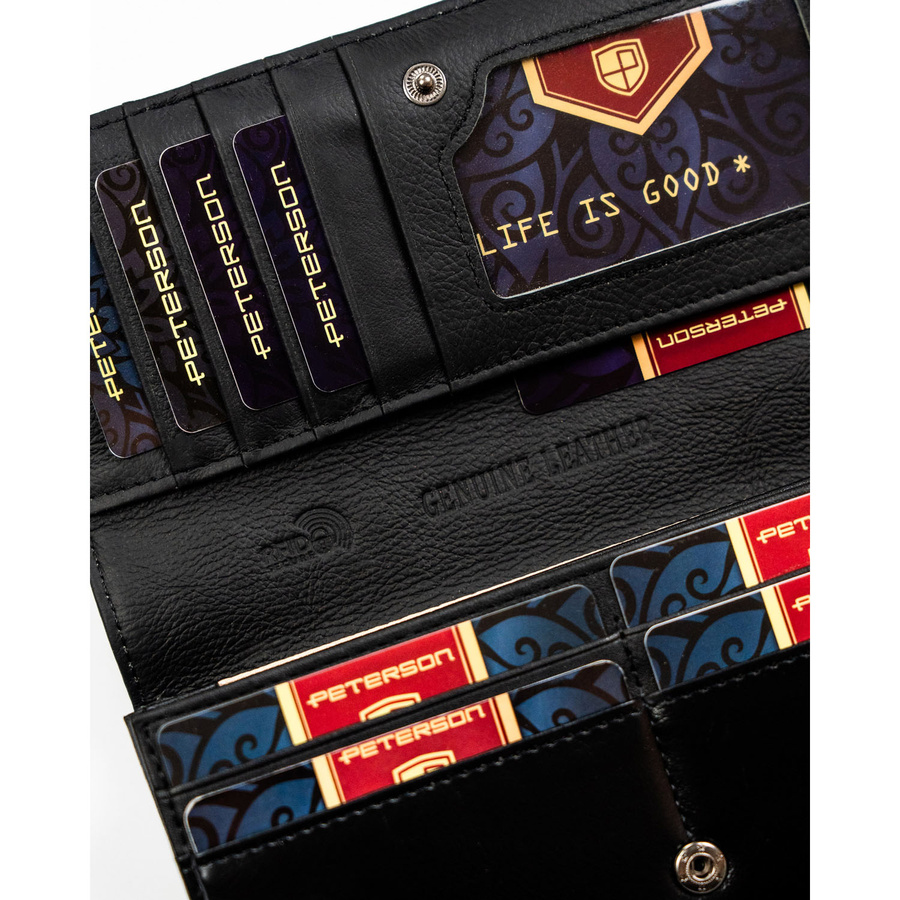 Duży, czarny portfel damski ze skóry naturalnej i ekologicznej, pokryty wzorem imitującym skórę krokodyla - 4U Cavaldi