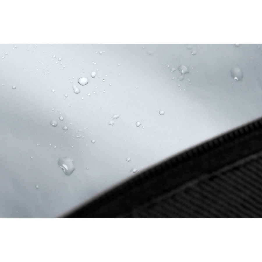 Torba podróżna z poliestru w czarnym kolorze z dopinanym paskiem na ramię - Peterson