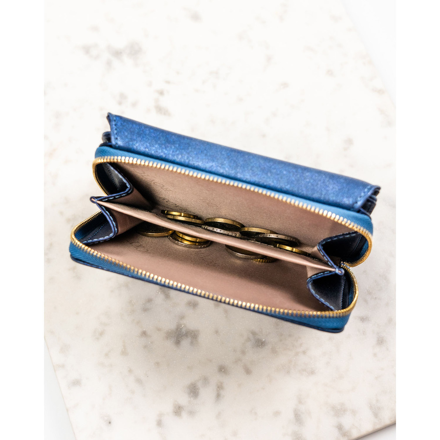 Średni portfel damski ze skóry ekologicznej w granatowym kolorze - Rovicky