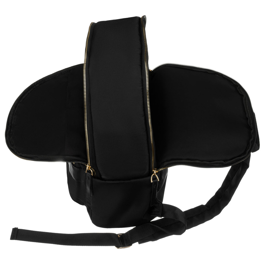 Miejski plecak damski z poliestru w czarnym kolorze, zawieszony na regulowanych szelkach - Peterson