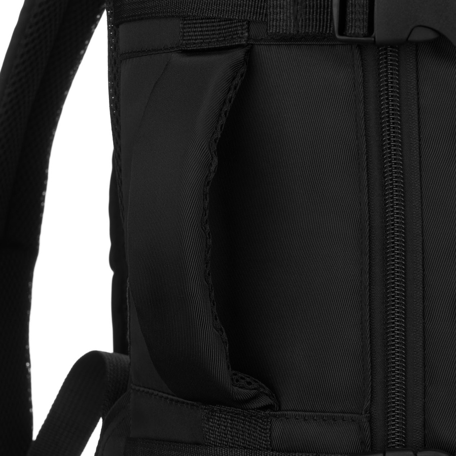 Czarny, podróżny plecak idealny na bagaż podręczny - Peterson