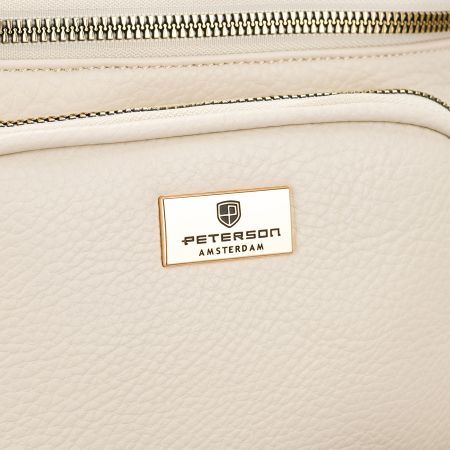 Jasnobeżowa saszetka damska ze skóry ekologicznej zamykana suwakiem - Peterson