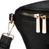 Czarna saszetka damska ze skóry ekologicznej zawieszona na regulowanym pasku - Peterson