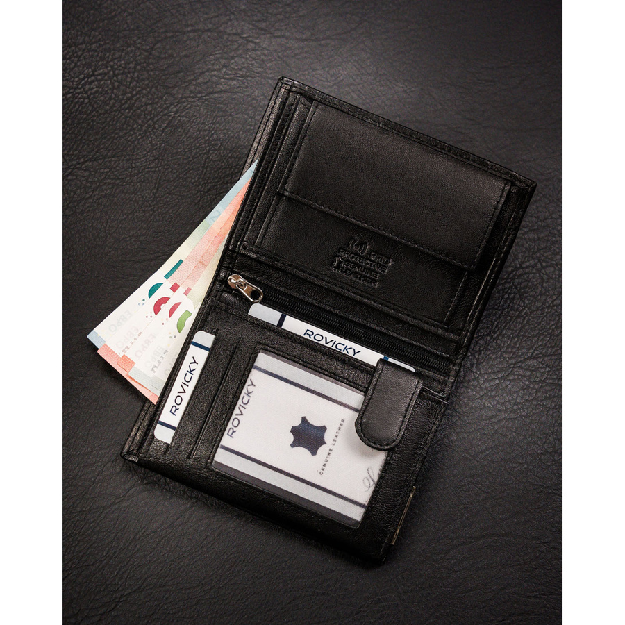 Klasyczny, pionowy portfel męski ze skóry naturalnej w czarnym kolorze - 4U Cavaldi