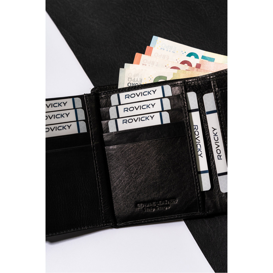 Męski portfel skórzany z zapinką na zatrzask - Rovicky