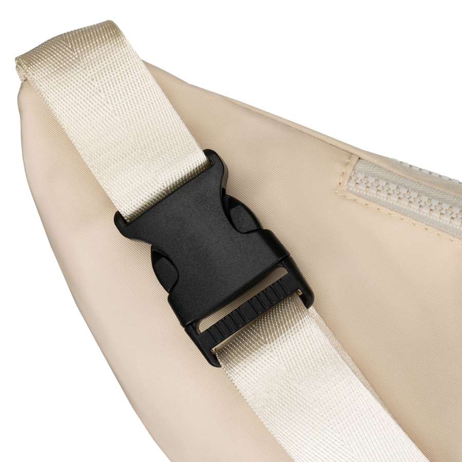 Saszetka miejska wykonana z poliestru w modnym, kremowym kolorze - Peterson