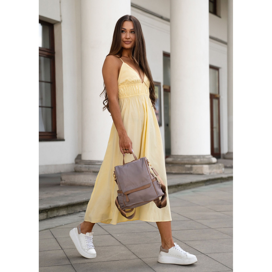 Miejski plecak damski z nylonu i skóry ekologicznej w beżowym kolorze - Peterson