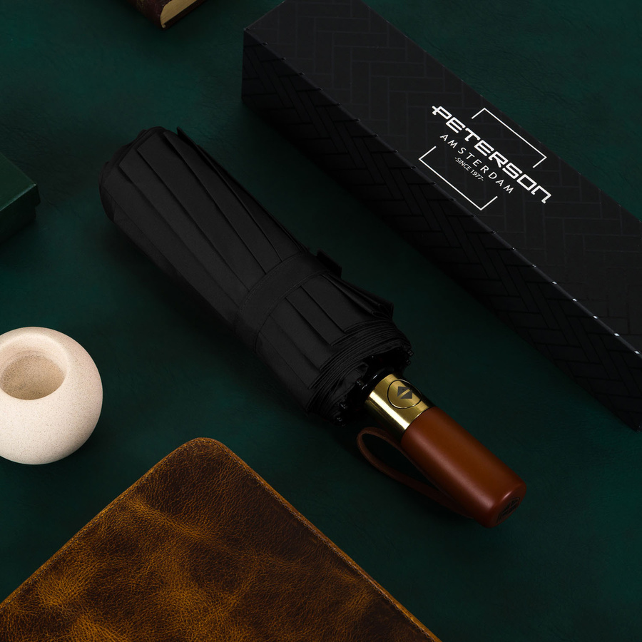 Składana, czarna parasolka w eleganckim pokrowcu - Peterson