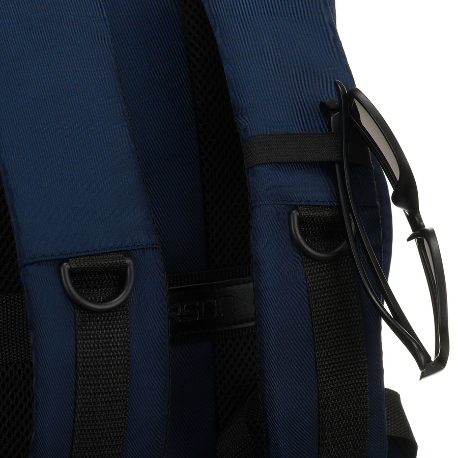 Plecak podróżny w granatowym kolorze, dwukomorowy i zamykany suwakiem - Peterson