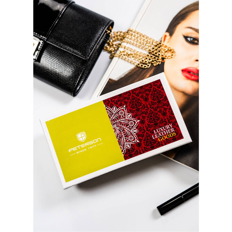 Portfel damski z wieloma przegródkami czerwony - Peterson