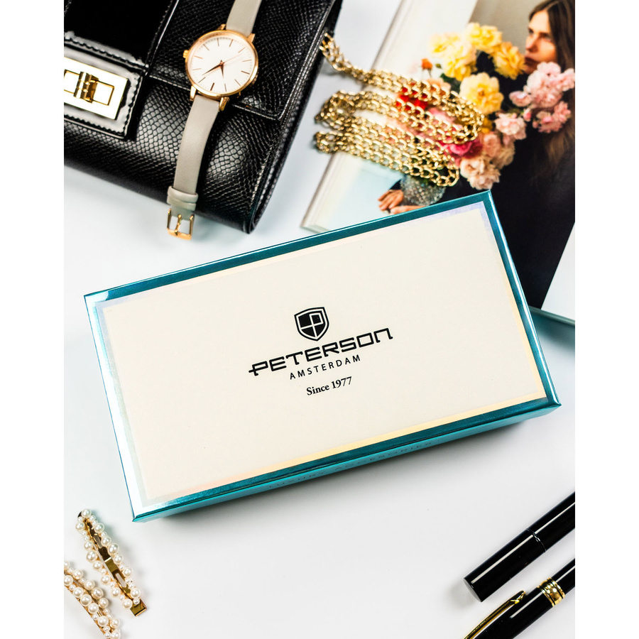 Czerwony, duży portfel damski ze skóry naturalnej i ekologicznej zamykany na zatrzask - Peterson