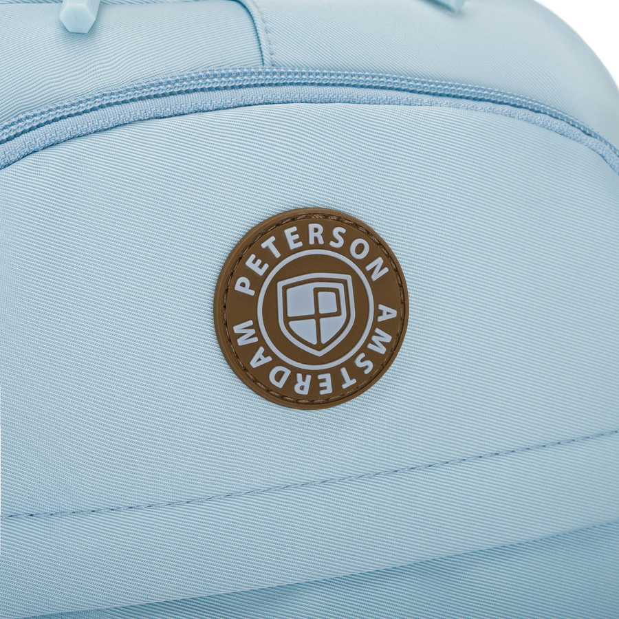 Plecak szkolny z poliestru w błękitnym kolorze zawieszony na regulowanych szelkach - Peterson
