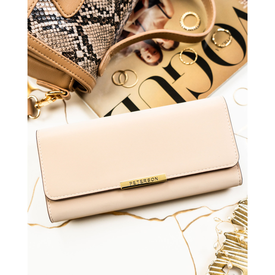 Beżowy portfel damski ze skóry ekologicznej zamykany na zatrzask - Peterson
