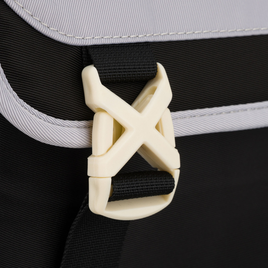 Szaro-czarny plecak szkolny z poliestru z dodatkową saszetką - Peterson