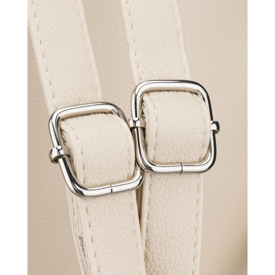 Miejski plecak damski ze skóry ekologicznej w jasnobeżowym kolorze - Rovicky