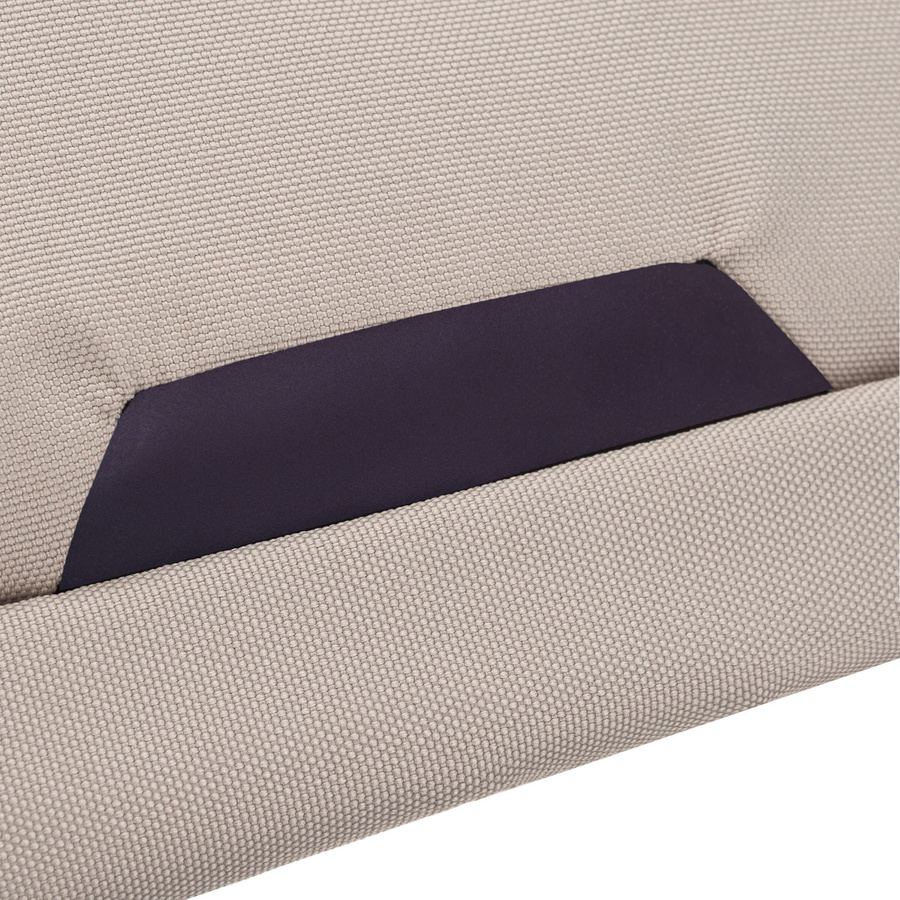 Praktyczna, jasnoszara saszetka sportowa z poliestru zawieszona na regulowanym pasku - Peterson