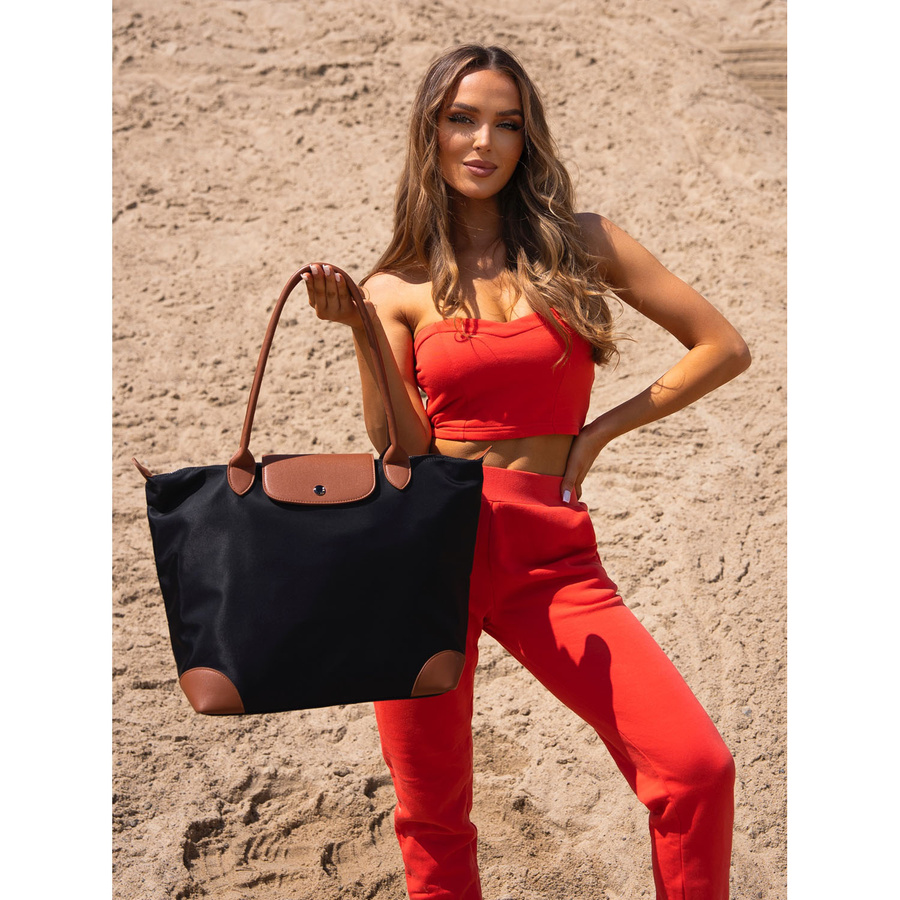 Klasyczna shopperka damska wykonana z poliestru w czarnym kolorze - Peterson