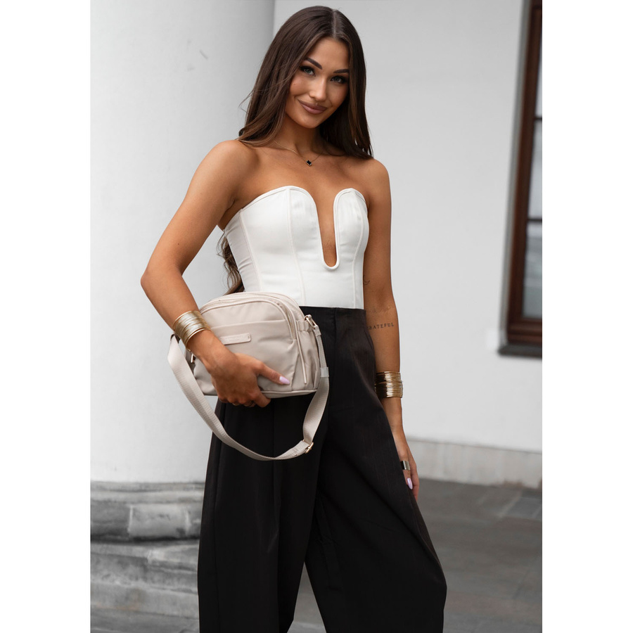 Nylonowa, beżowa listonoszka damska z sześcioma dodatkowymi kieszeniami - Peterson