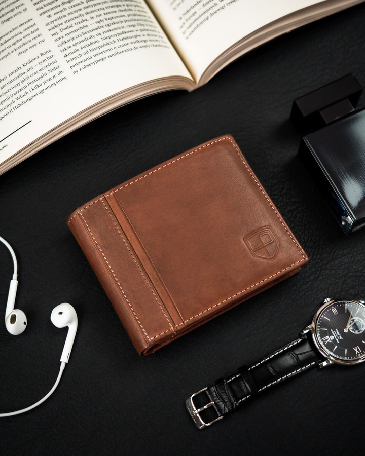 Klasyczny skórzany portfel męski na karty - Peterson