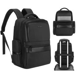 Plecak podróżny z poliestru w czarnym kolorze zawieszony na regulowanych szelkach - Peterson