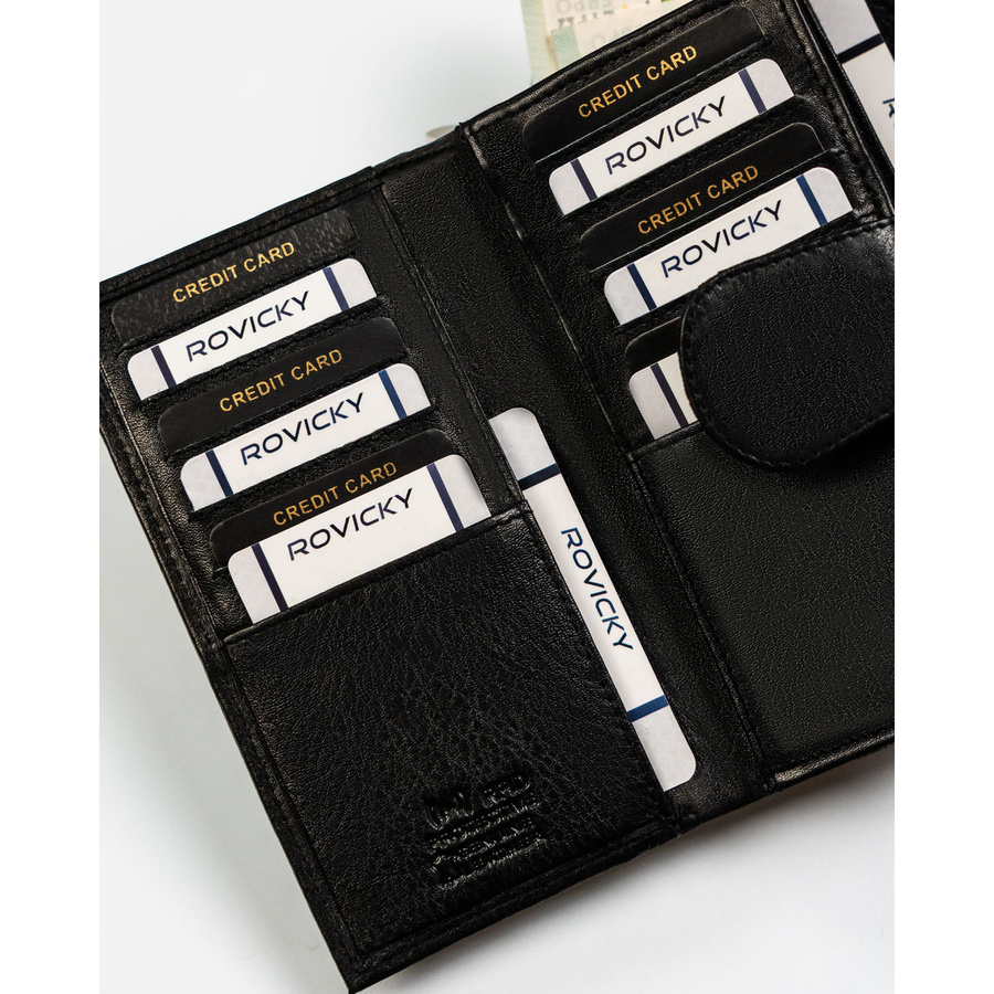 Skórzany, pojemny portfel damski w czarnym kolorze wyposażony w system RFID - Rovicky