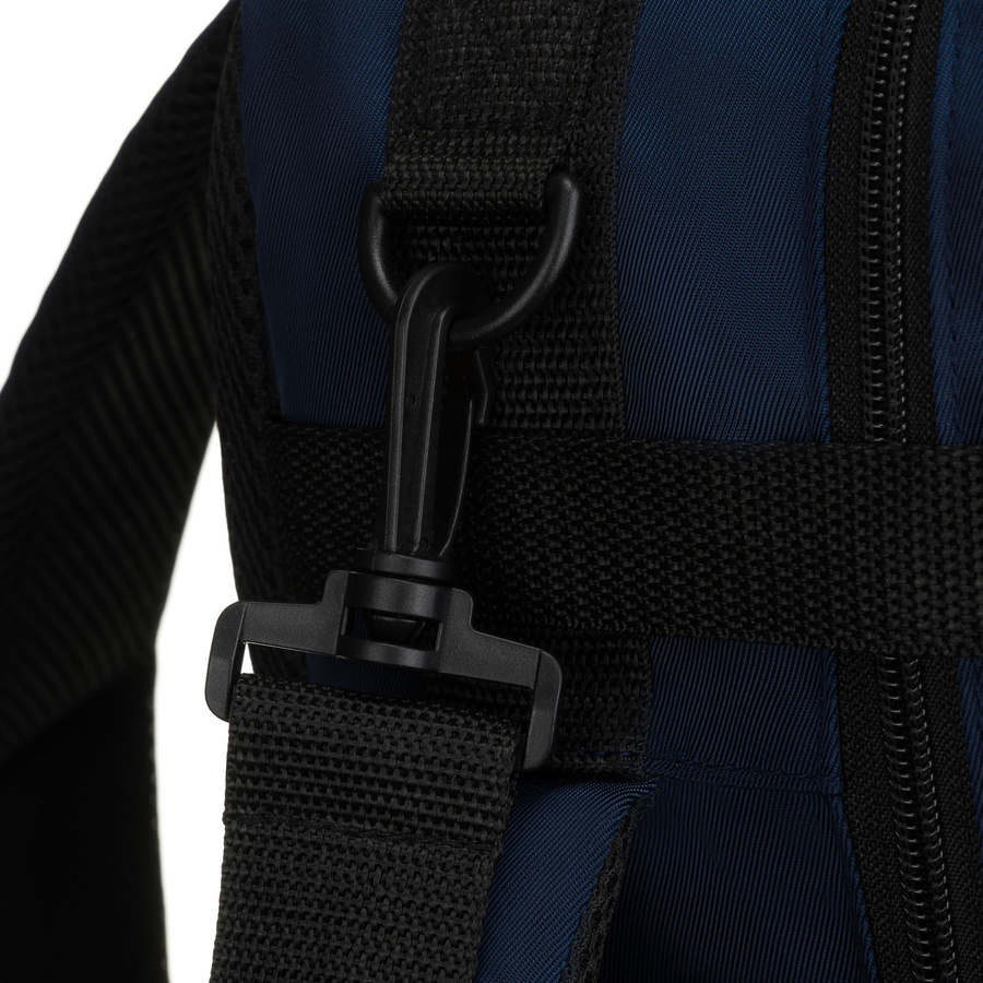 Plecak podróżny w granatowym kolorze, dwukomorowy i zamykany suwakiem - Peterson