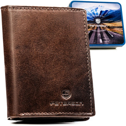 Pionowy portfel męski ze skóry naturalnej w brązowym kolorze, model bez zapięcia zewnętrznego - Peterson