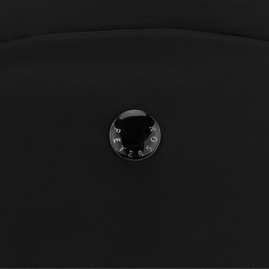 Czarny plecak damski wykonany z poliestru, jednokomorowy i zamykany suwakiem - Peterson