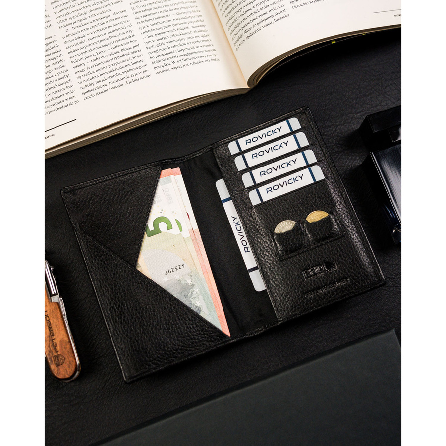 Czarne etui na karty i paszport bez zapięcia zewnętrznego wykonane ze skóry naturalnej - 4U Cavaldi