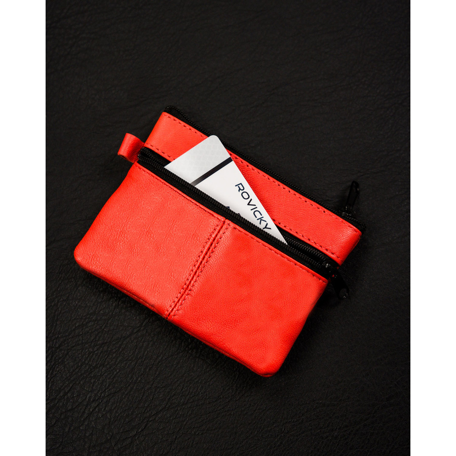 Kluczówka ze skóry naturalnej w pomarańczowym kolorze z kieszonkami na suwak